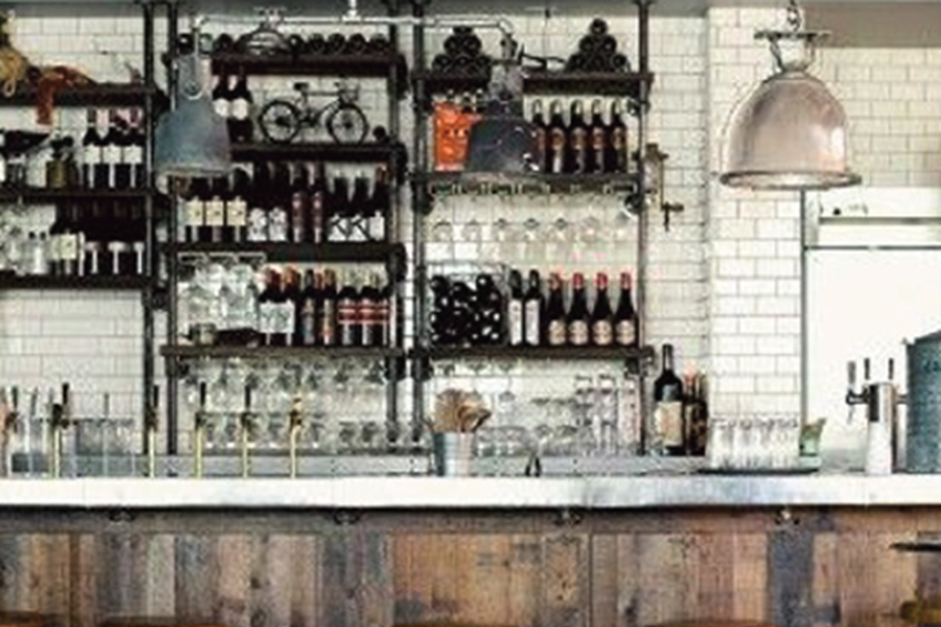 Chequers Back Bar