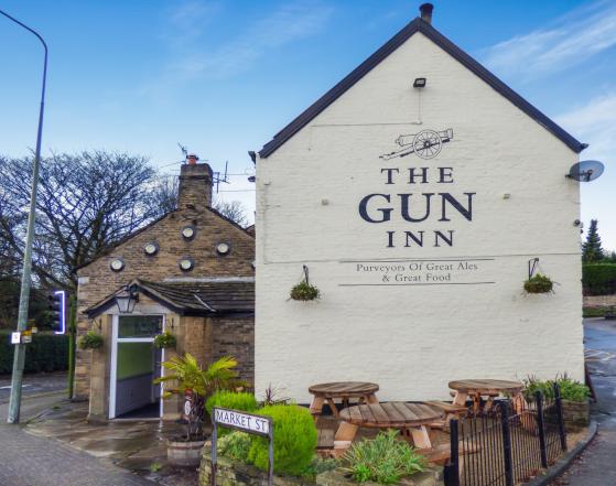 Gun Inn Hyde Interior