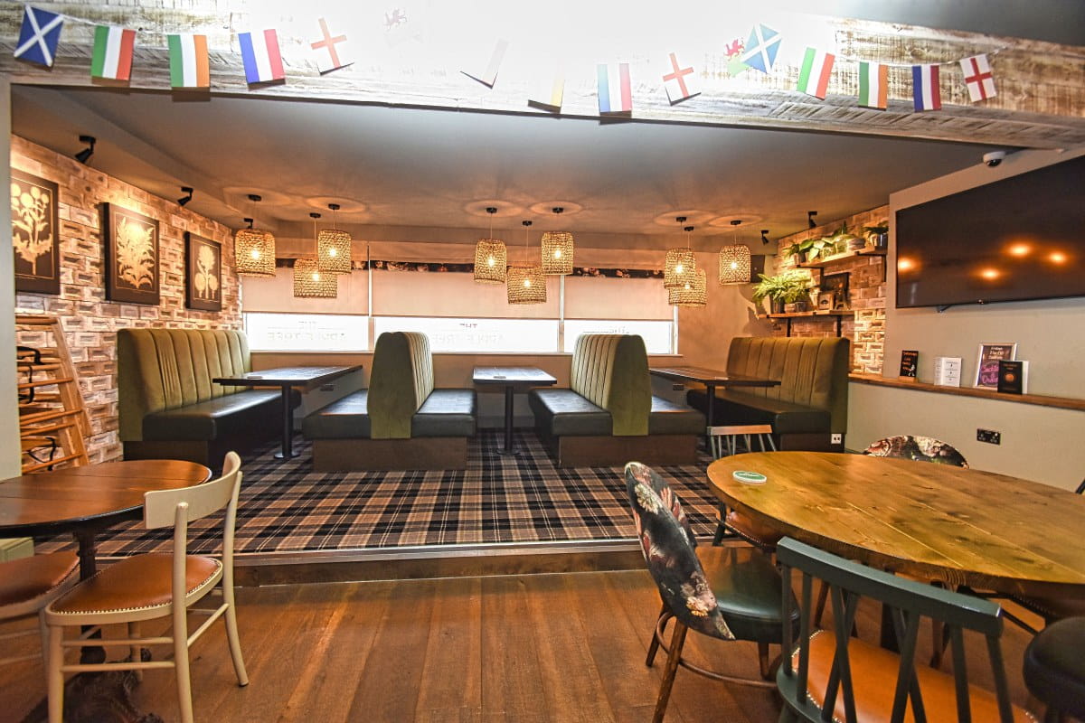 Apple Tree Shirley - Internal 5