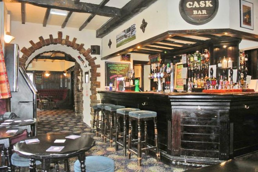 Cask Inn - Internal