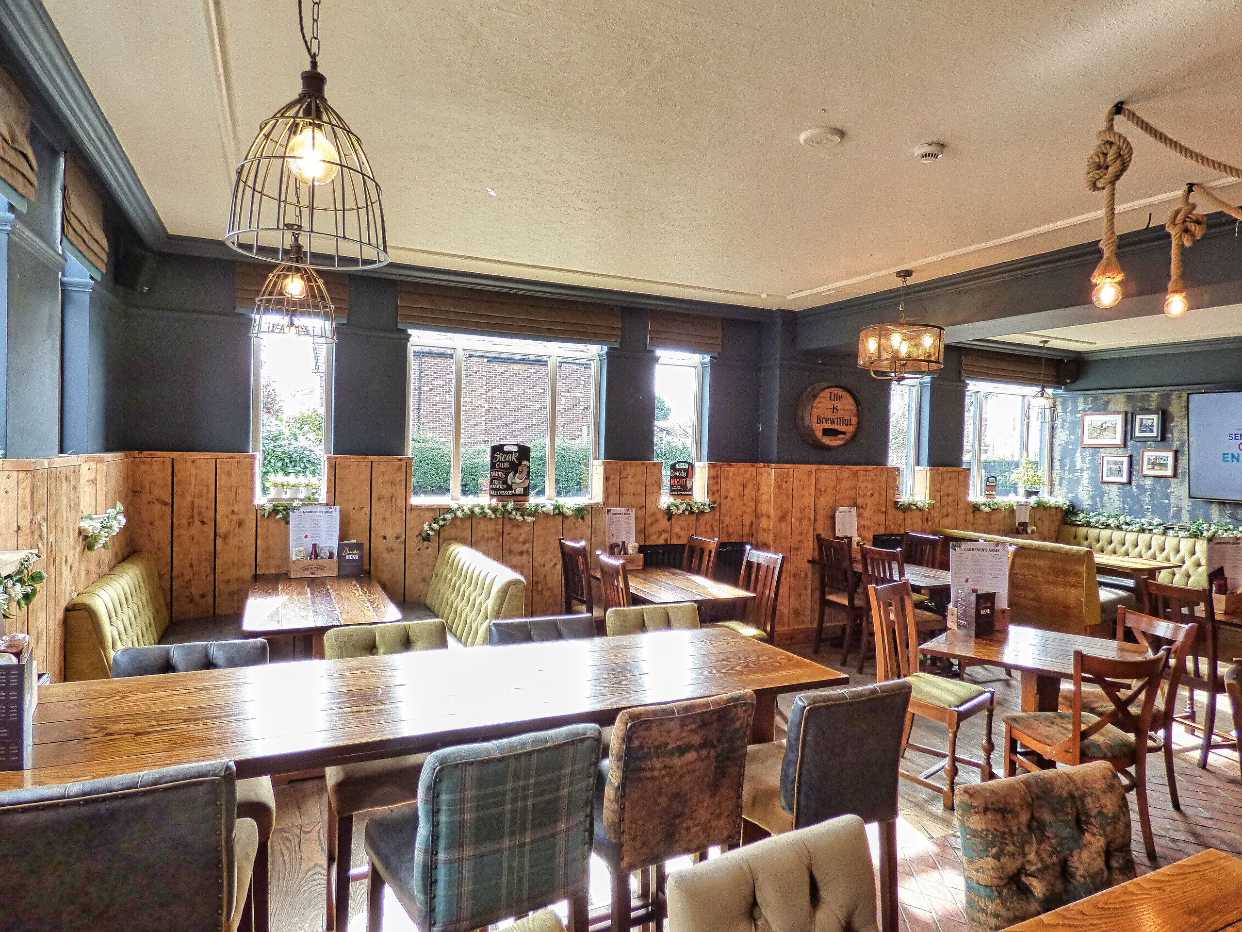 Gardeners Arms Timperley - Inside
