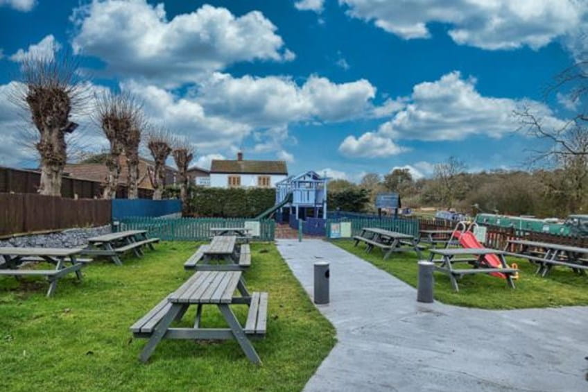 Galleon Old Wolverton