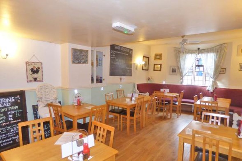 Dining area 1