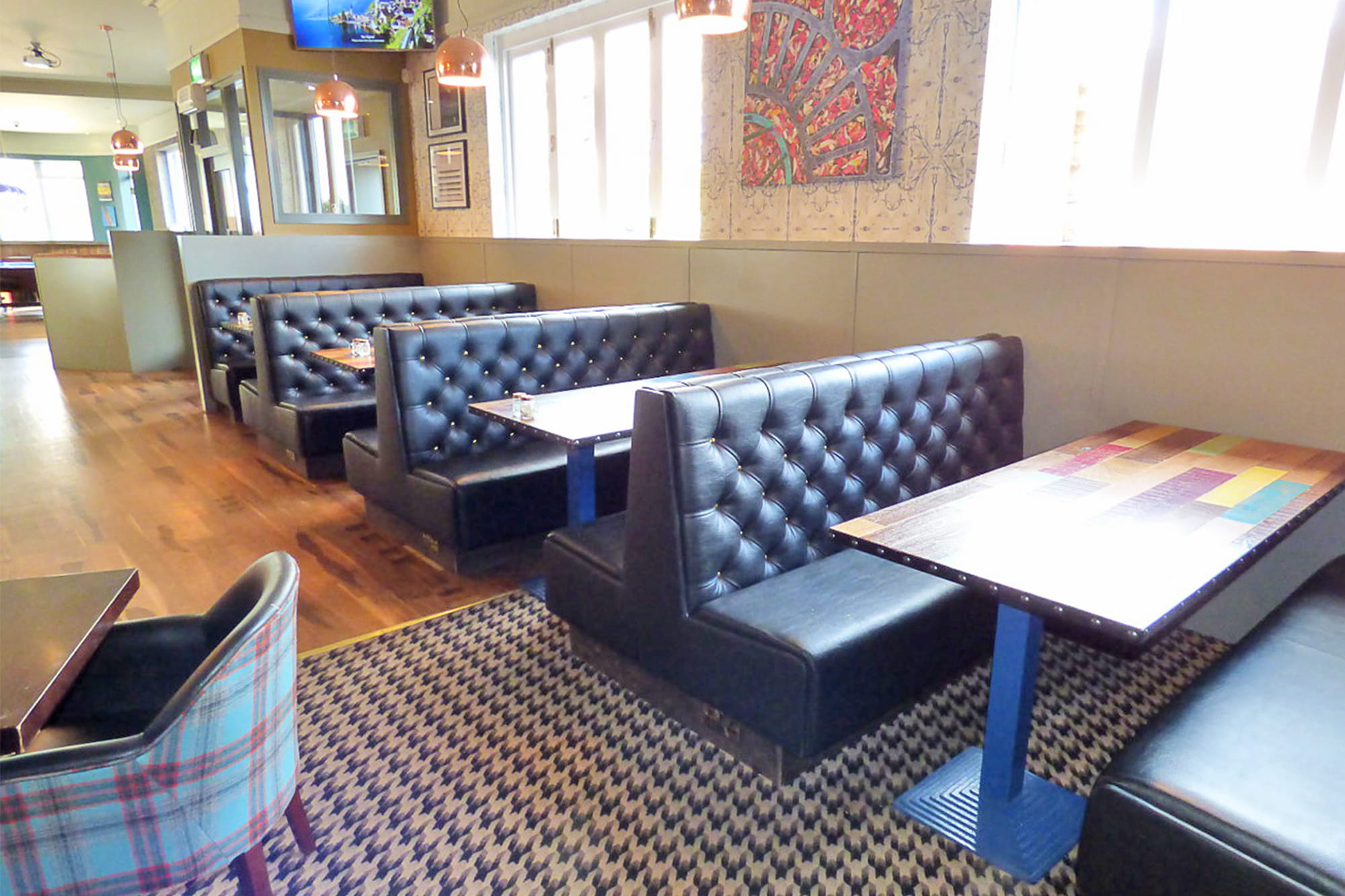 Callendar Arms Pub Bar 5