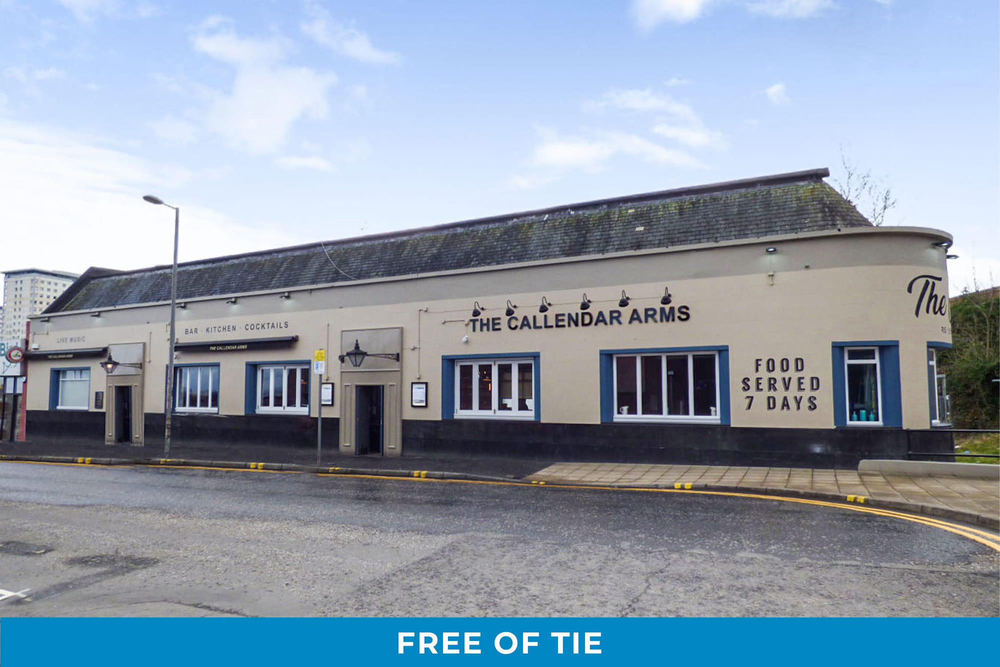 Callendar Arms Pub Front FOT2