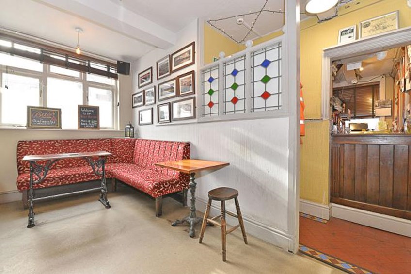 Jolly Potters Stoke on Trent Interior