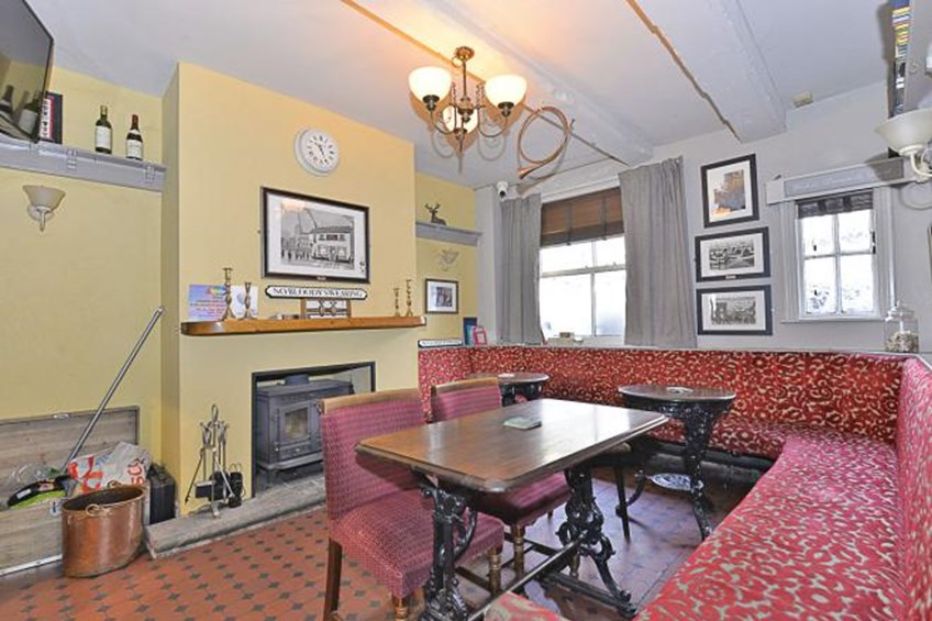 Jolly Potters Stoke on Trent Interior