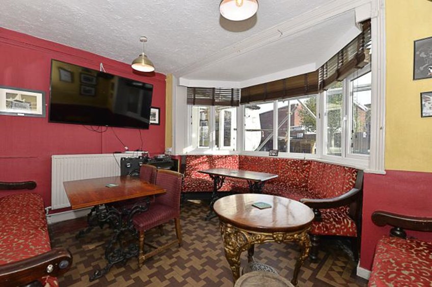 Jolly Potters Stoke on Trent Interior