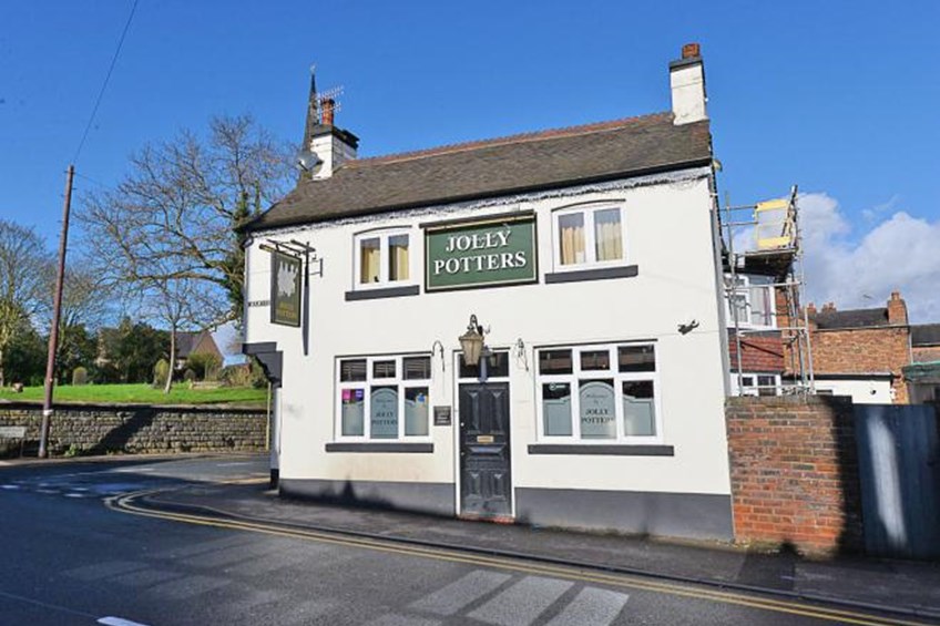 Jolly Potters Stoke on Trent Exterior