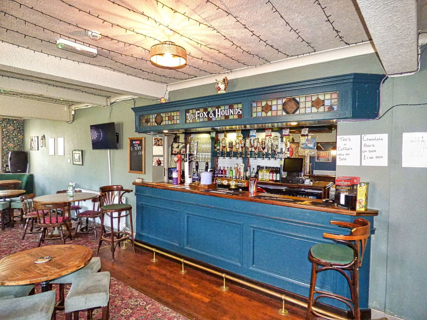 Fox and Hounds 2