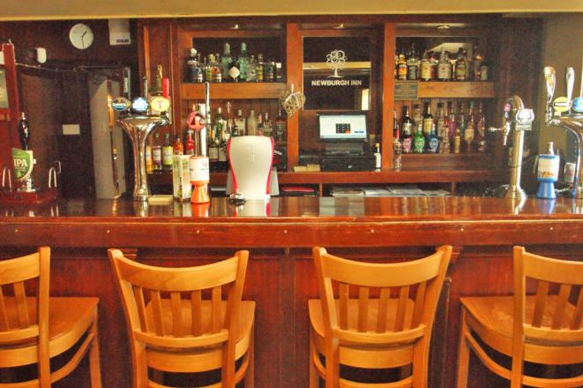 Newburgh Inn Newburgh Interior